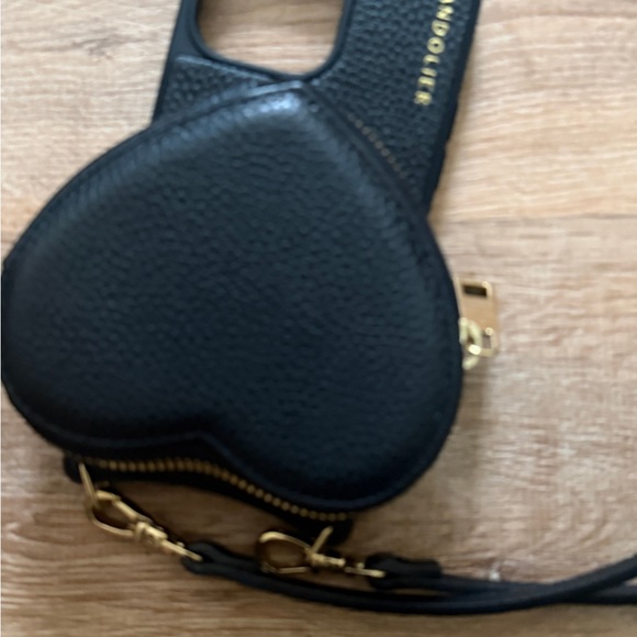 BANDOLIER Heart-Shaped Phone Case - iPhone 14 Pro MAX - Picture 4 of 5